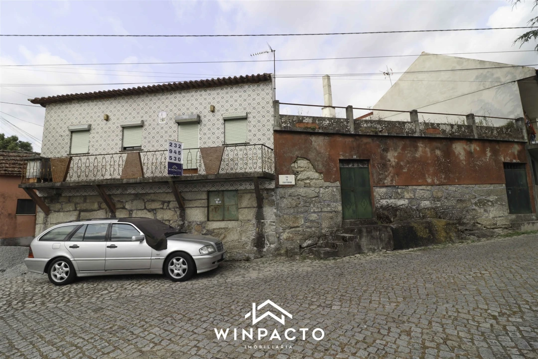 Moradia T3 para Venda em Vilar Seco Foto 4