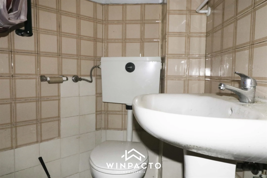 Moradia T3 para Venda em Vilar Seco Foto 8