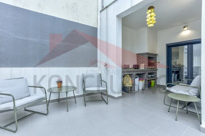 Moradia T4 para Venda em Santa Iria de Azoia, São João da Talha e Bobadela