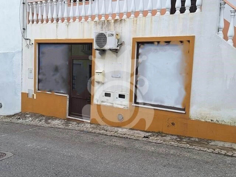 Negócio para Venda em Portel Foto 1