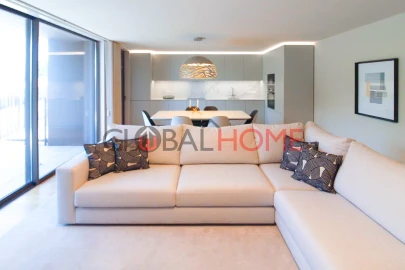 Apartamento T4 para Venda em Santa Marinha e São Pedro da Afurada