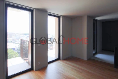 Apartamento T4 para Venda em Santa Marinha e São Pedro da Afurada