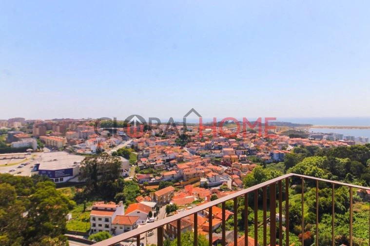 Apartamento T4 para Venda em Santa Marinha e São Pedro da Afurada Foto 4