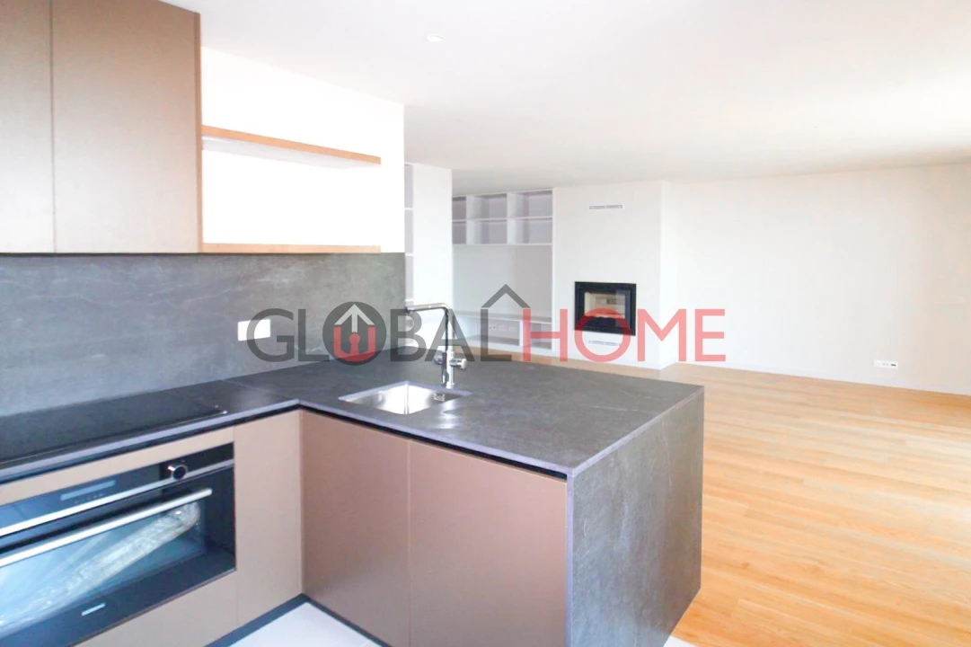 Apartamento T4 para Venda em Santa Marinha e São Pedro da Afurada Foto 6
