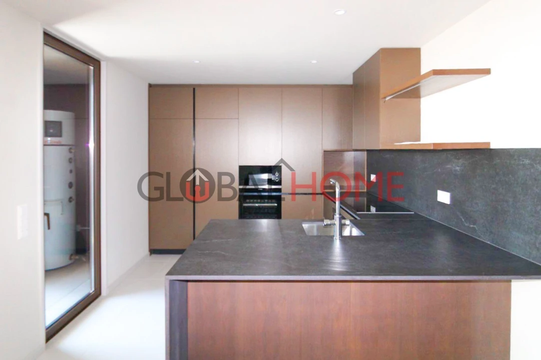 Apartamento T4 para Venda em Santa Marinha e São Pedro da Afurada Foto 3