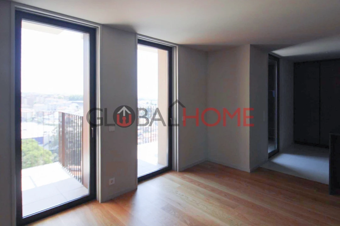 Apartamento T4 para Venda em Santa Marinha e São Pedro da Afurada Foto 7