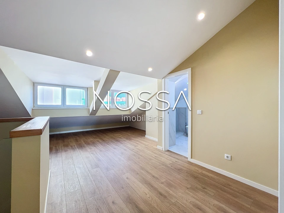 Apartamento T2 para Venda em Massamá e Monte Abraão Foto 16