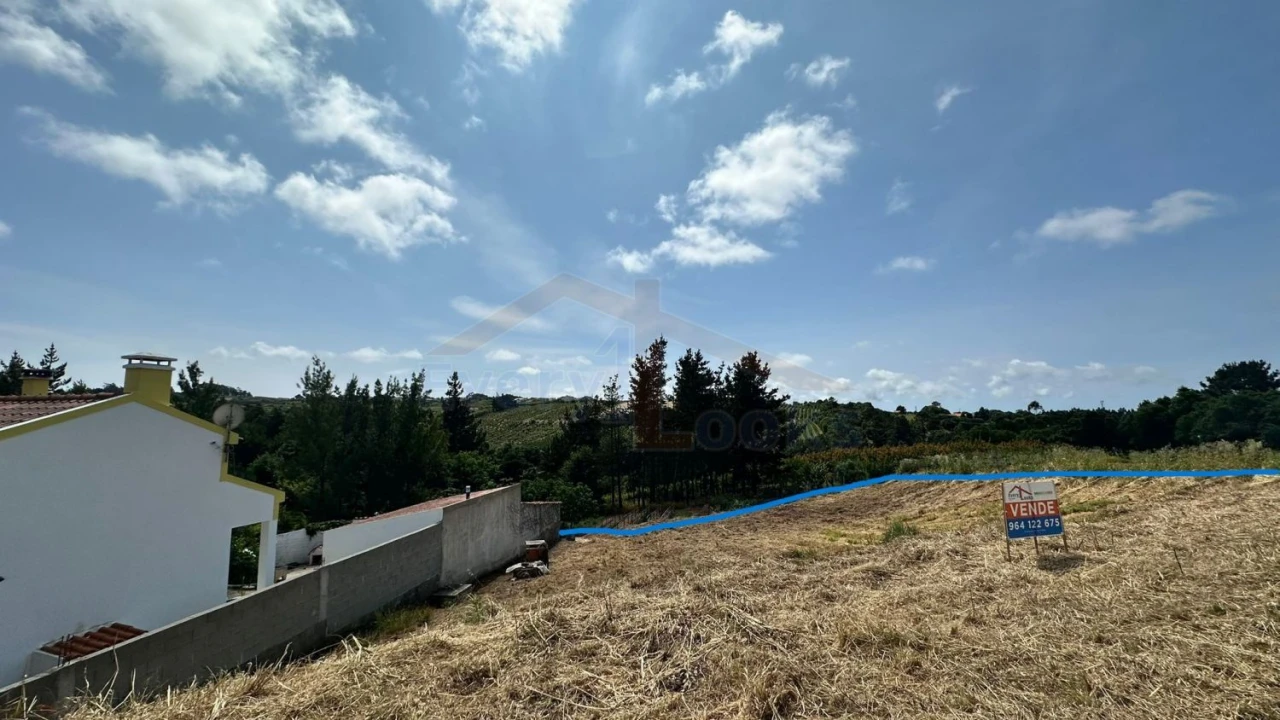 Terreno para Venda em Santa Maria, São Pedro e Sobral da Lagoa Foto 4