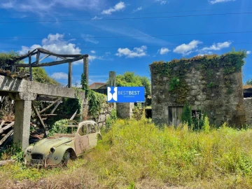 Quinta T0 para Venda em Crespos e Pousada
