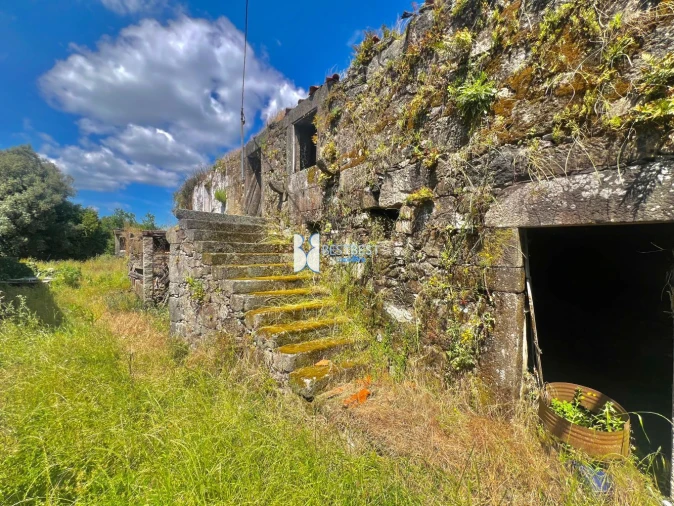 Quinta T0 para Venda em Crespos e Pousada Foto 12