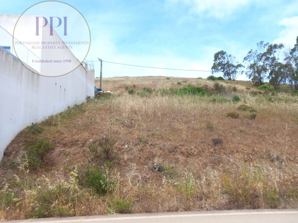 Terreno para Venda em Budens Foto 2