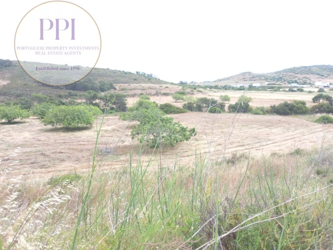 Terreno para Venda em Budens Foto 8