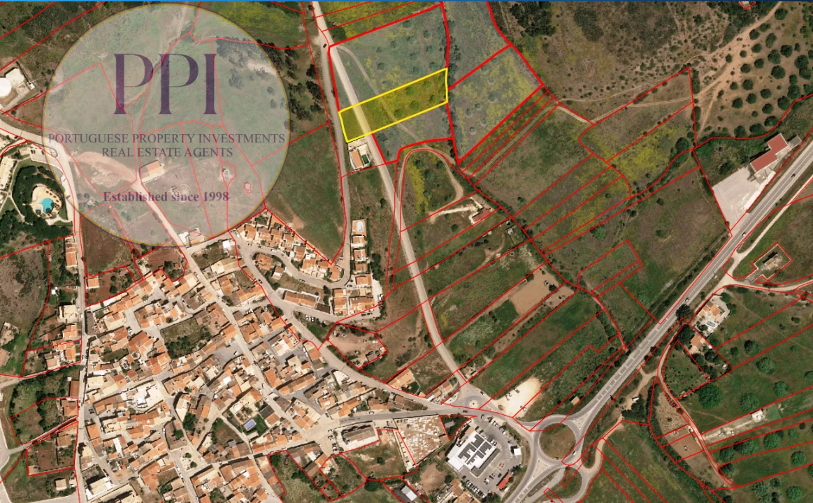 Terreno para Venda em Budens Foto 11