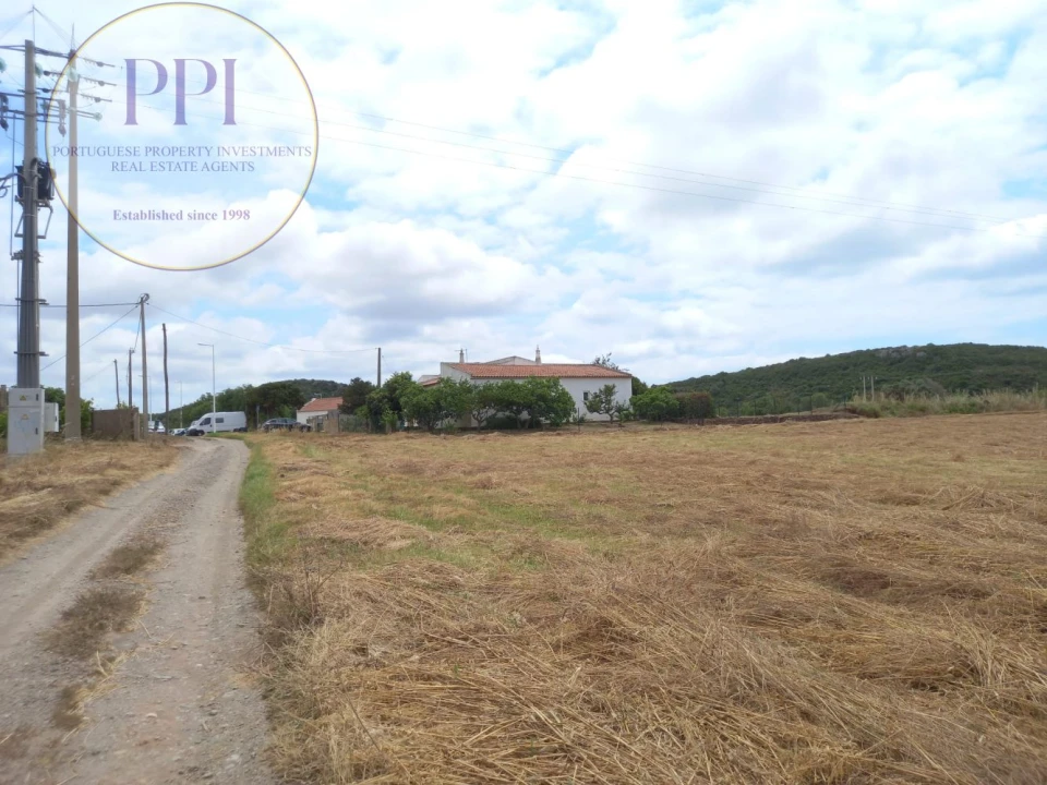 Terreno para Venda em Budens Foto 15