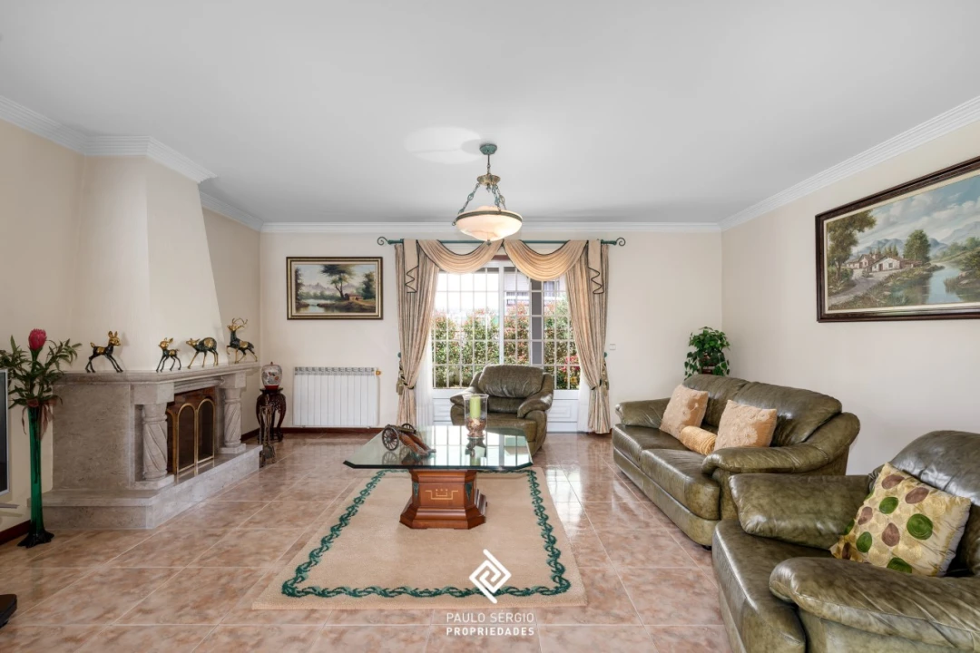 Moradia T3 para Venda em Serzedo e Perosinho Foto 6