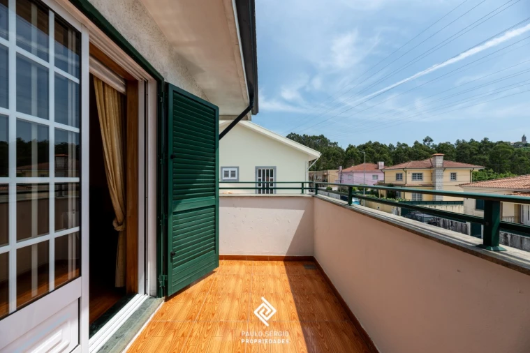 Moradia T3 para Venda em Serzedo e Perosinho Foto 19