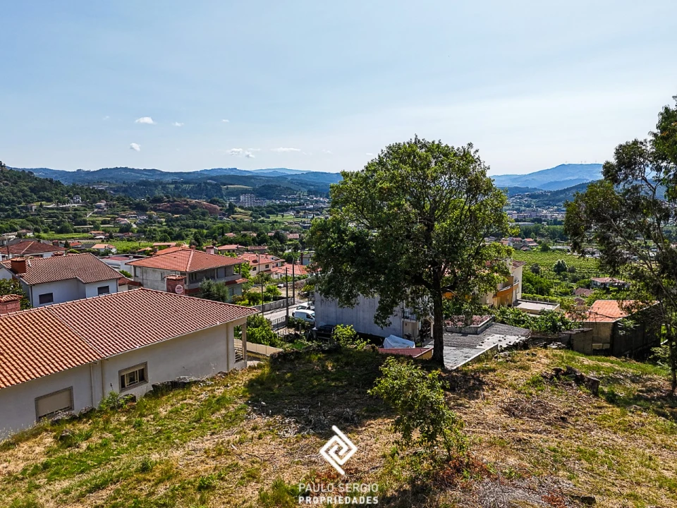 Terreno para Venda em Lanhoso Foto 6