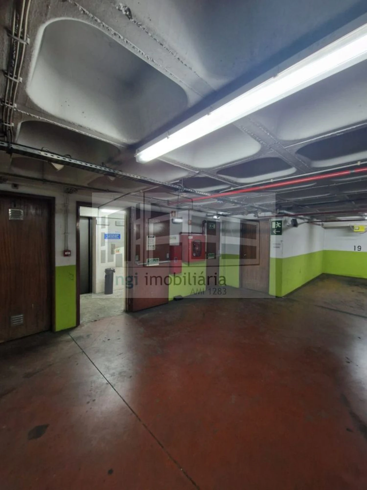 Garagem para Venda em Santa Maria Maior Foto 6