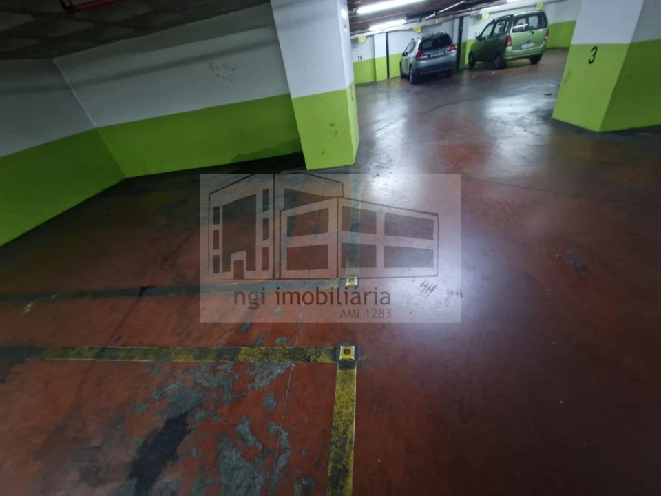 Garagem para Venda em Santa Maria Maior Foto 7