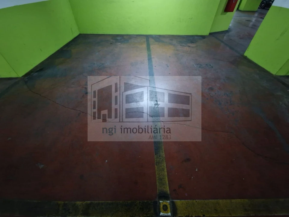 Garagem para Venda em Santa Maria Maior Foto 5