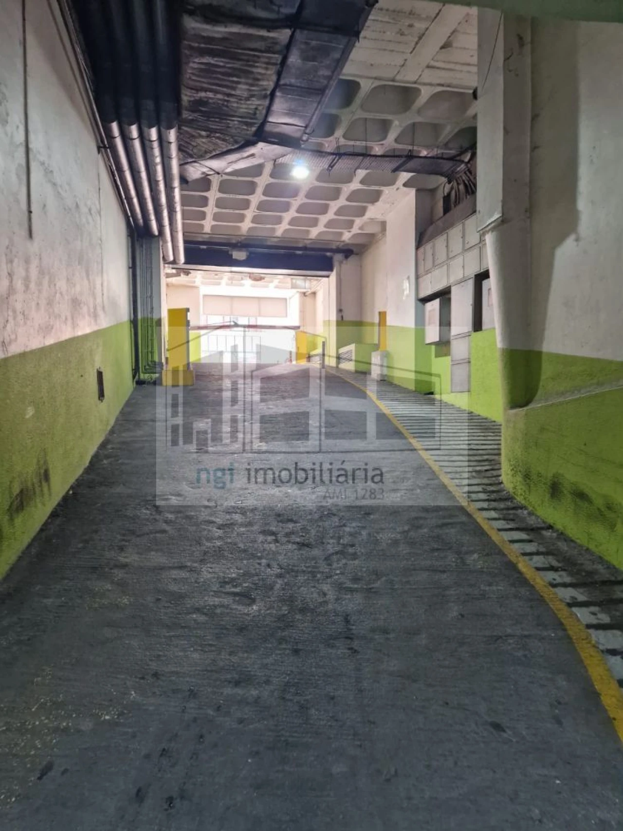 Garagem para Venda em Santa Maria Maior Foto 12