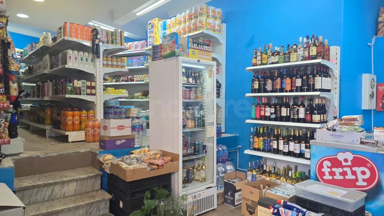 Loja para Trespasse em São Domingos de Benfica Foto 1