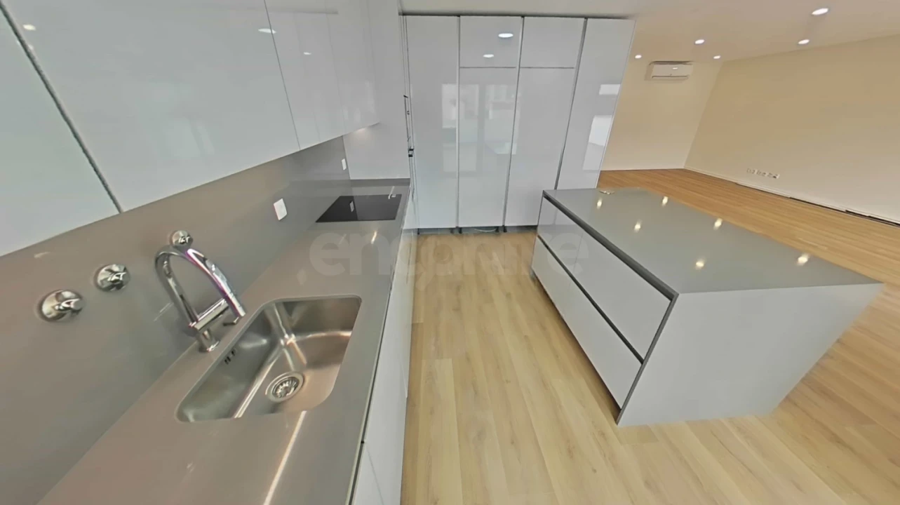 Apartamento T2 para Venda em Odivelas Foto 1