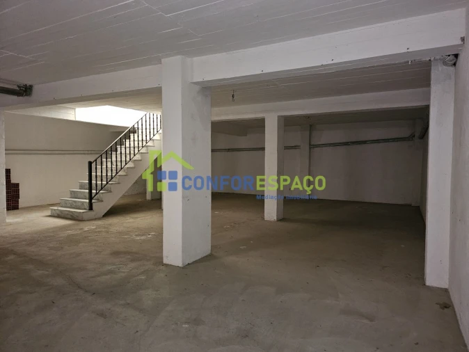 Loja para Arrendamento em Castelo Branco Foto 14