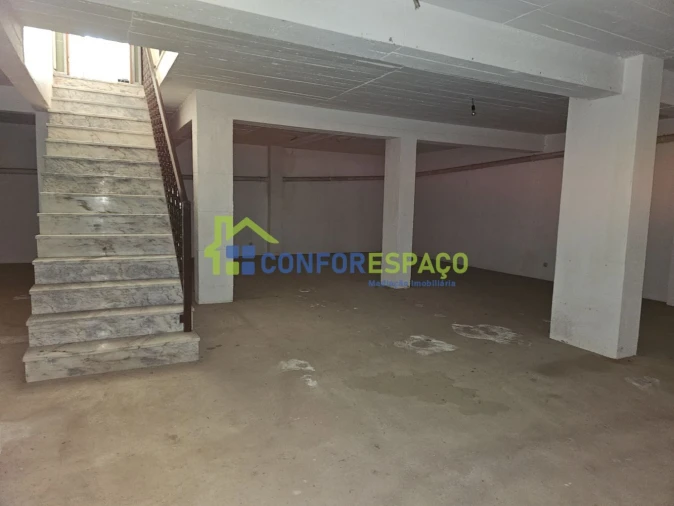 Loja para Arrendamento em Castelo Branco Foto 13