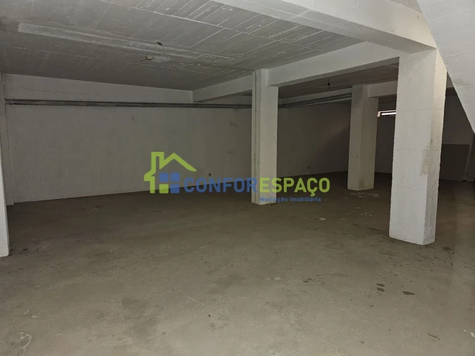 Loja para Arrendamento em Castelo Branco Foto 16