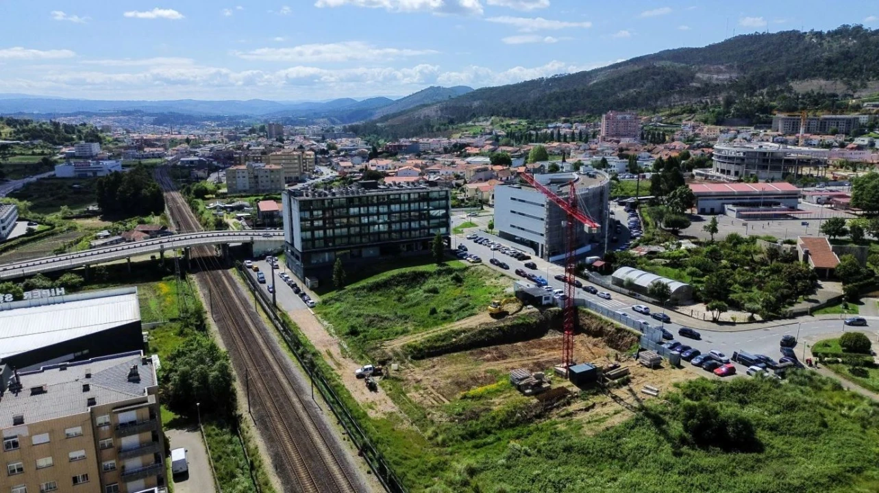 Loja para Venda em Valongo Foto 4