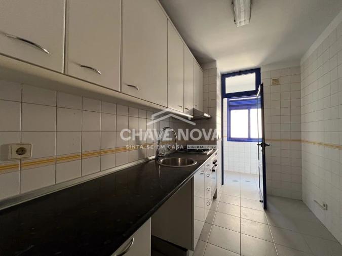 Apartamento T2 para Venda em Arcozelo Foto 10