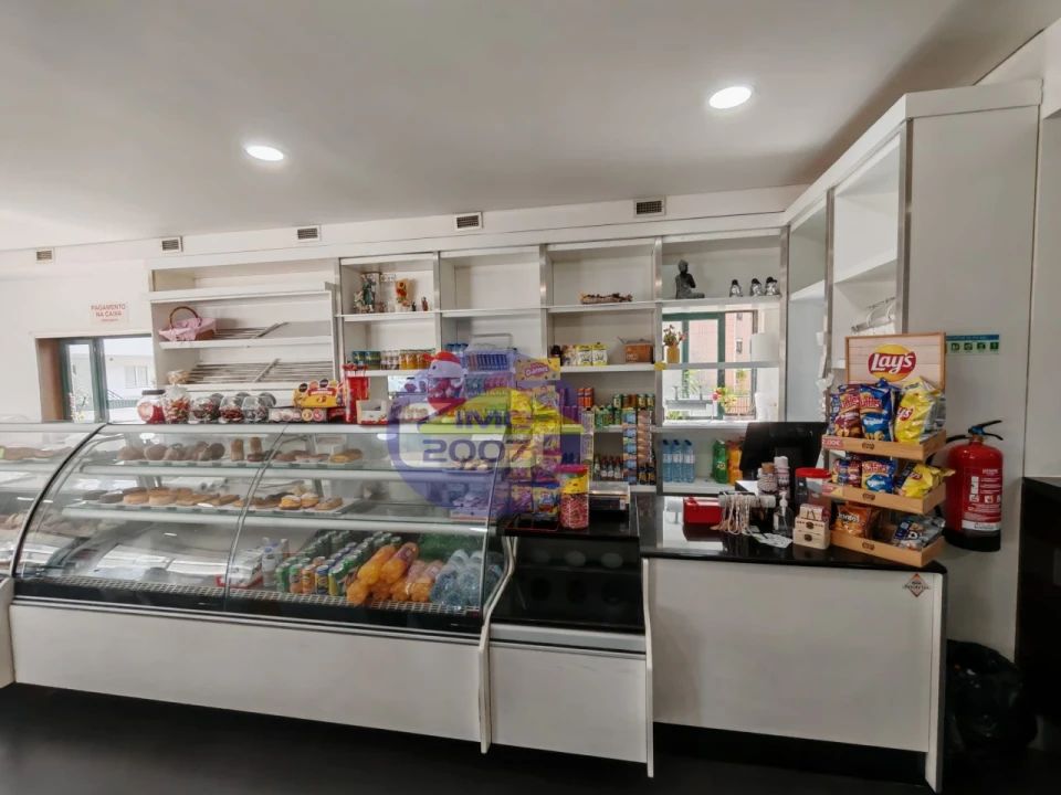 Negócio para Venda em Canelas Foto 1