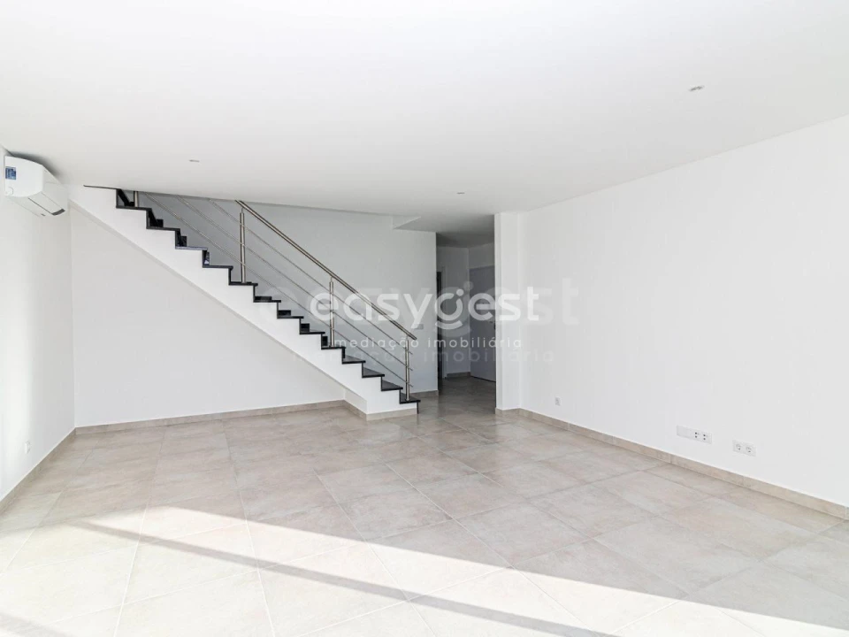 Apartamento T4 para Venda em Tavira (Santa Maria e Santiago) Foto 5