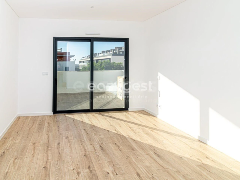 Apartamento T4 para Venda em Tavira (Santa Maria e Santiago) Foto 18