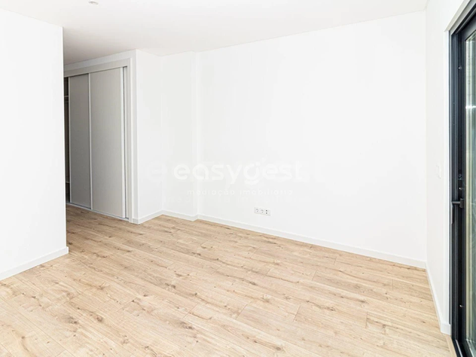 Apartamento T4 para Venda em Tavira (Santa Maria e Santiago) Foto 19