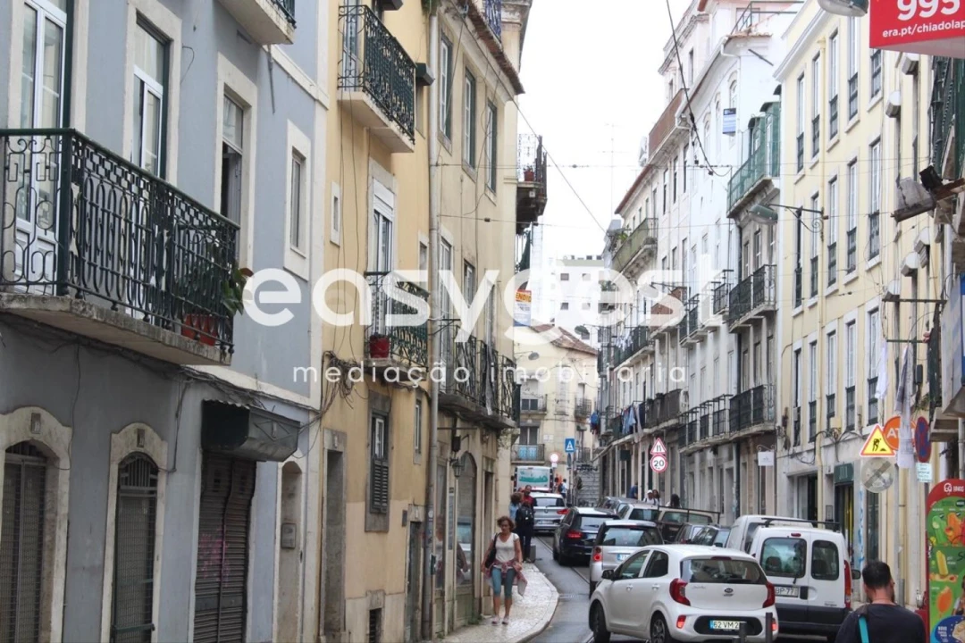Apartamento T2 para Venda em Misericórdia Foto 5