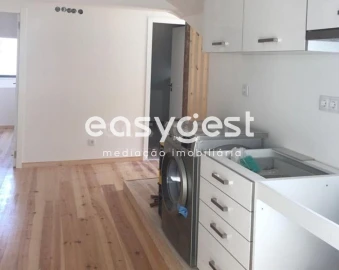 Apartamento T2 para Venda em Misericórdia