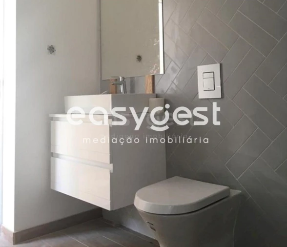 Apartamento T2 para Venda em Misericórdia Foto 7