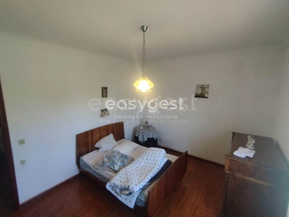 Moradia T5 para Venda em Biscoitos Foto 11