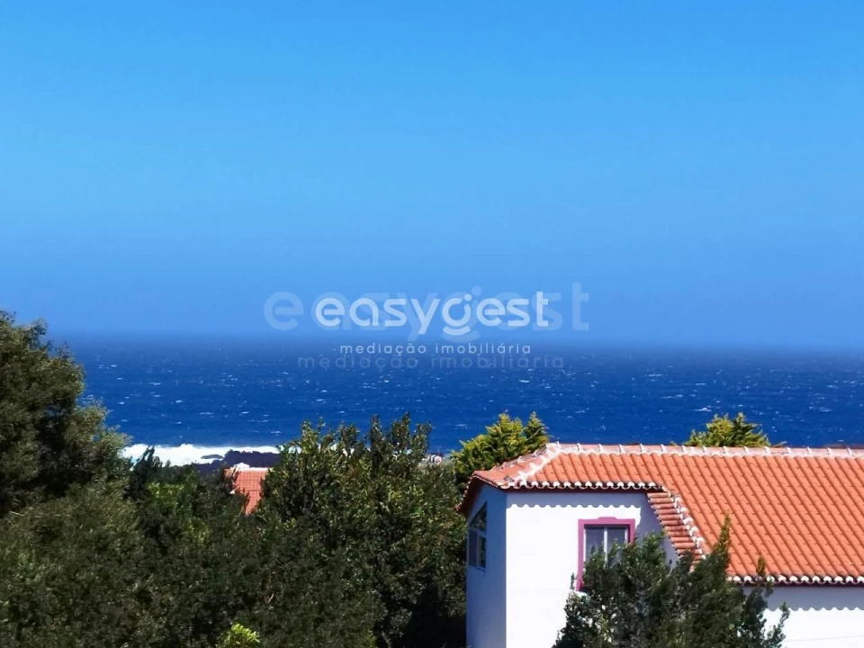 Moradia T5 para Venda em Biscoitos Foto 24