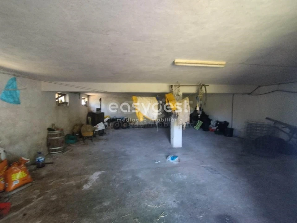 Moradia T5 para Venda em Biscoitos Foto 30