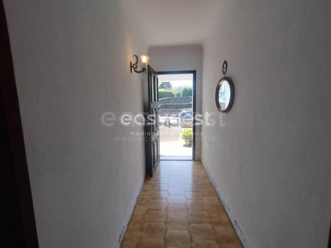 Moradia T5 para Venda em Biscoitos Foto 18