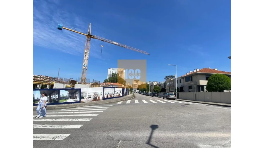 Apartamento T3 para Venda em Aldoar, Foz do Douro e Nevogilde Foto 14
