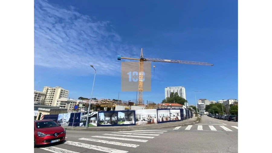 Apartamento T3 para Venda em Aldoar, Foz do Douro e Nevogilde Foto 17