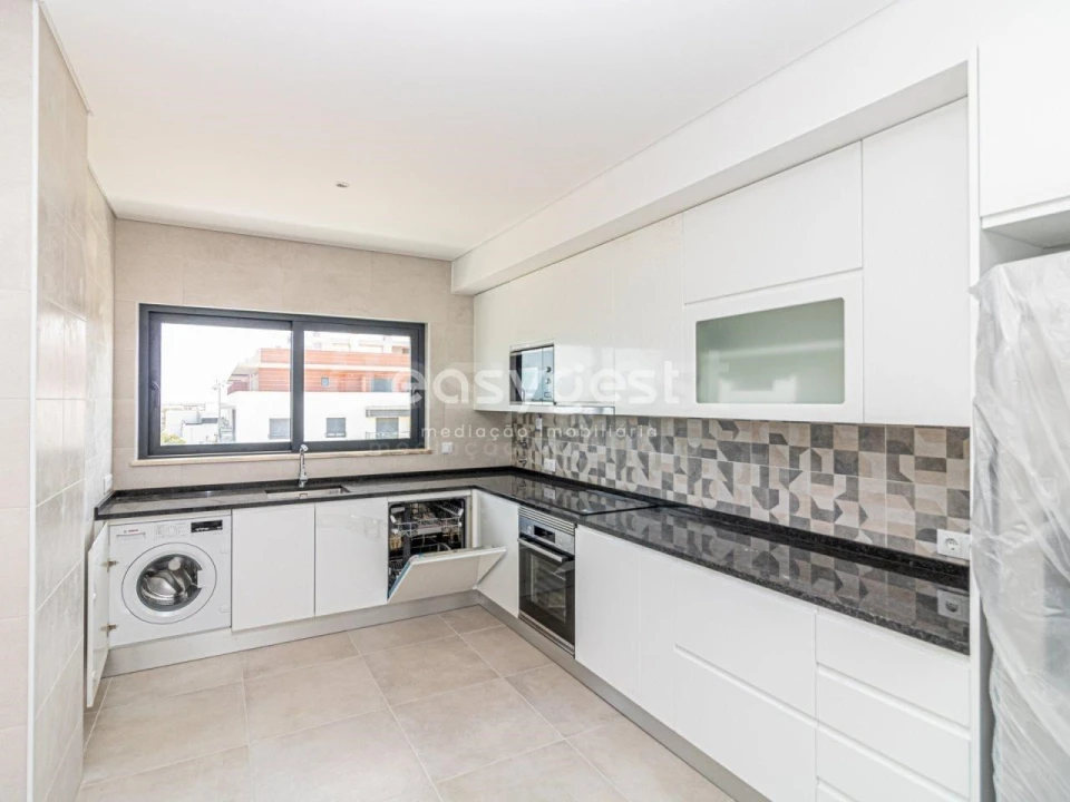 Apartamento T4 para Venda em Tavira (Santa Maria e Santiago) Foto 2