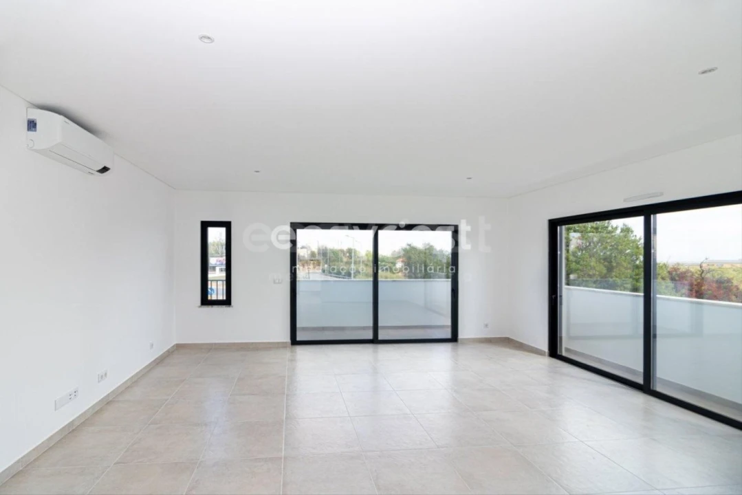 Apartamento T4 para Venda em Tavira (Santa Maria e Santiago) Foto 6