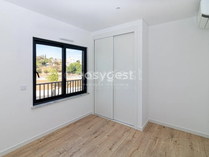 Apartamento T4 para Venda em Tavira (Santa Maria e Santiago) Foto 11