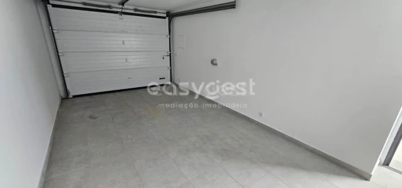 Moradia T4 para Venda em Amora