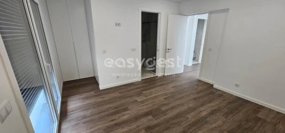 Moradia T4 para Venda em Amora